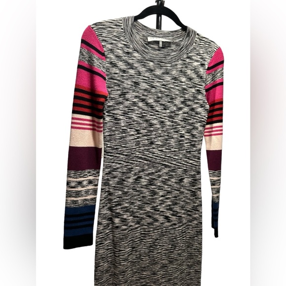 Trina Turk Dialogue Knit Dress size S - Picture 2 of 11